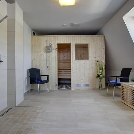 Lindenhof Отель 3*