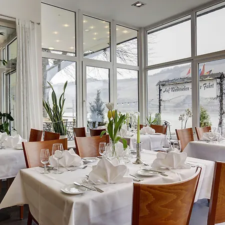 Lindenhof Отель Osterspai