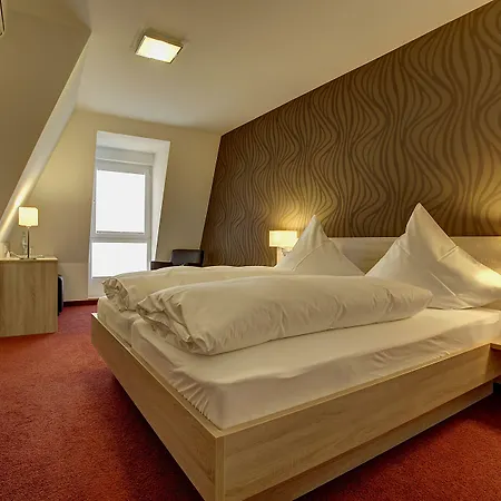 Lindenhof 3* Osterspai