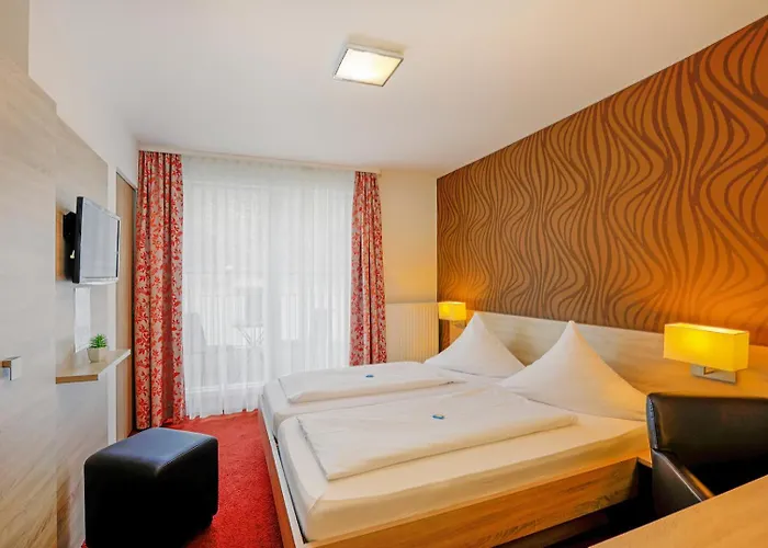 Lindenhof Hotel Osterspai