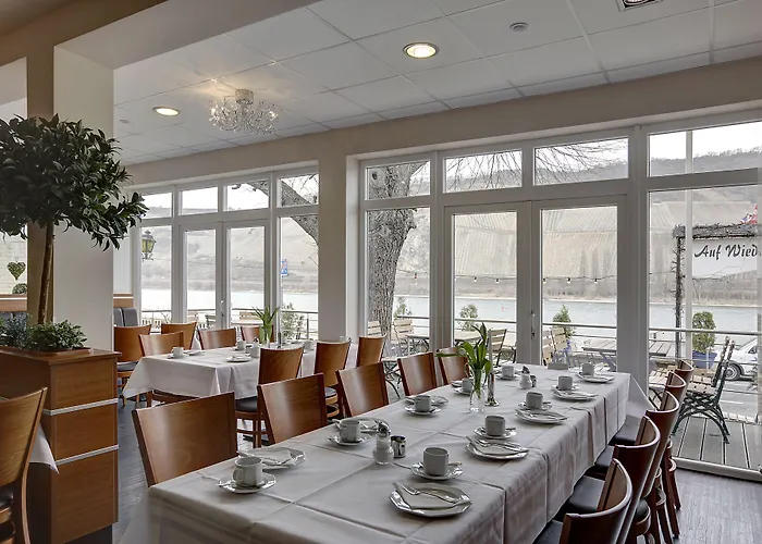 Lindenhof 3* Osterspai