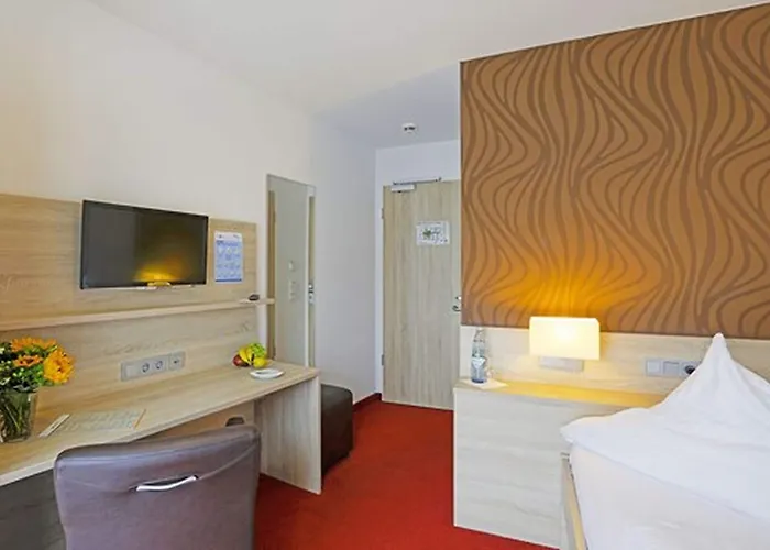 Lindenhof Hotel Osterspai